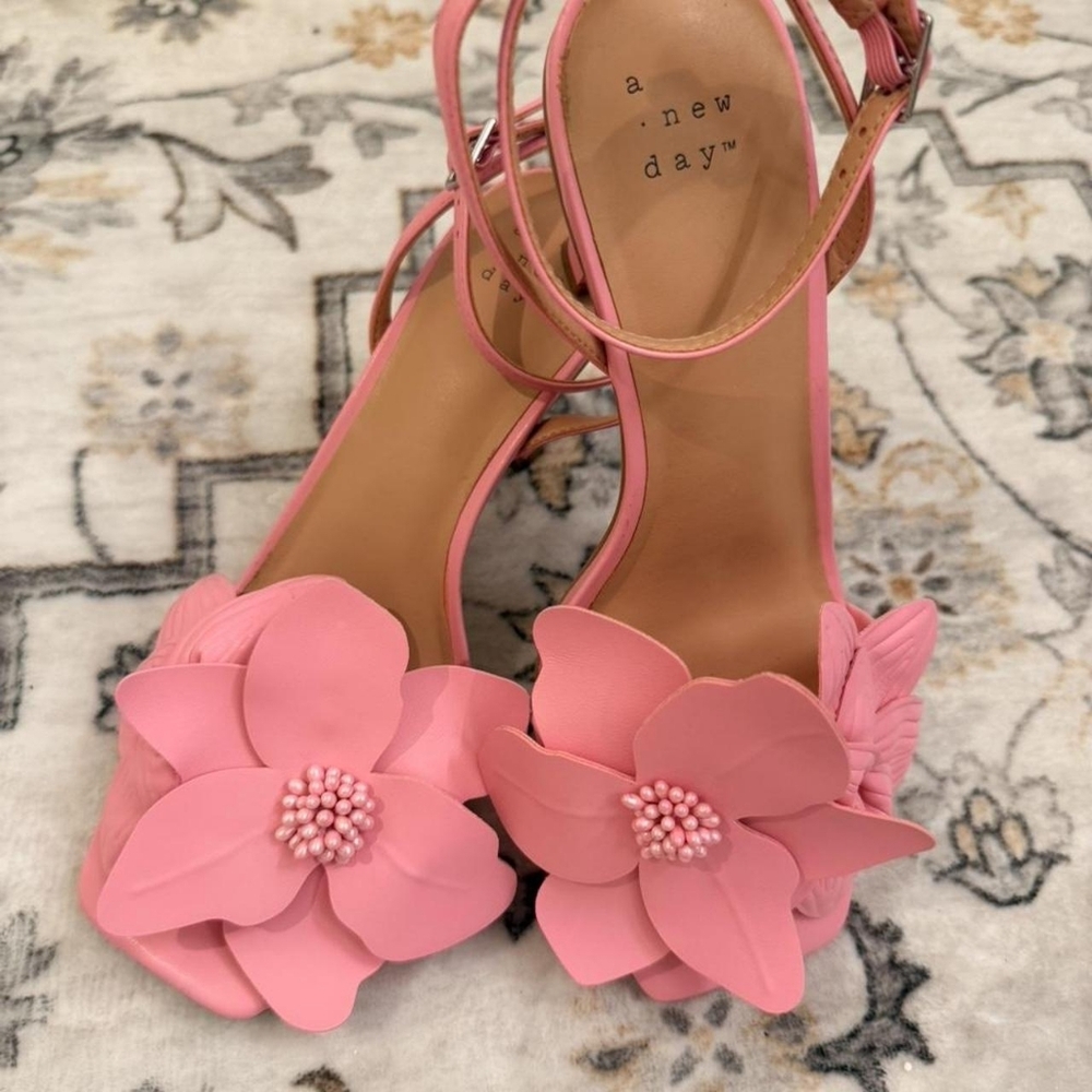A New Day Women's Pink Flower Square Toe Strappy Sandals